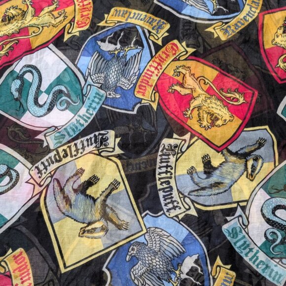 Warner Bros Harry Potter Houses Infinity Scarf Black Crest Print Lightweight - Picture 2 of 9